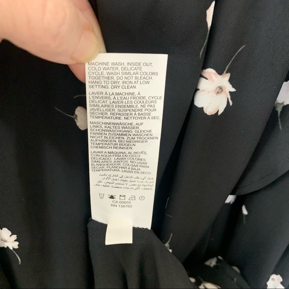 Thyme Maternity Floral Midi Dress - Picture 12 of 13